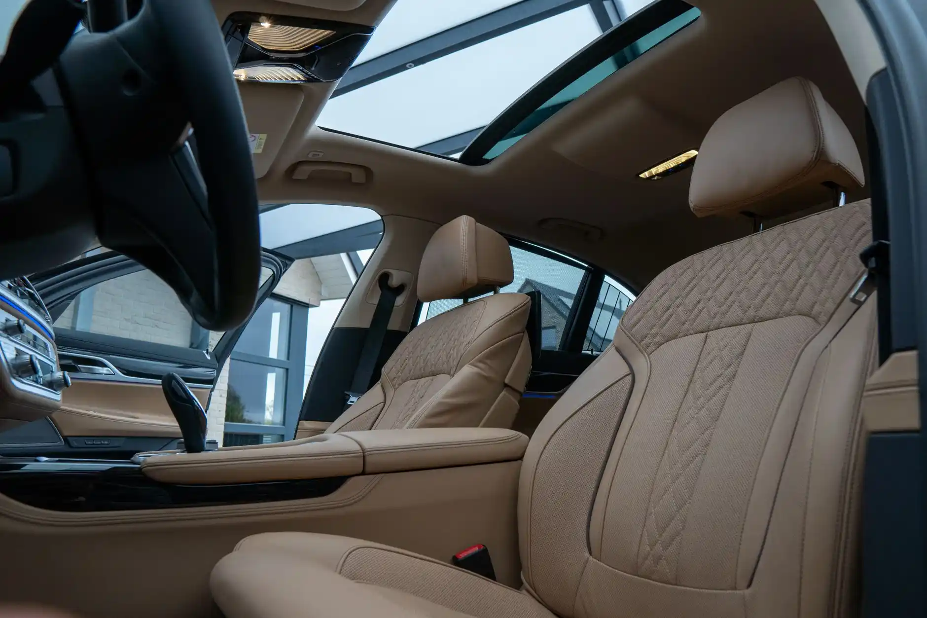 car seats in a limo washington featured image